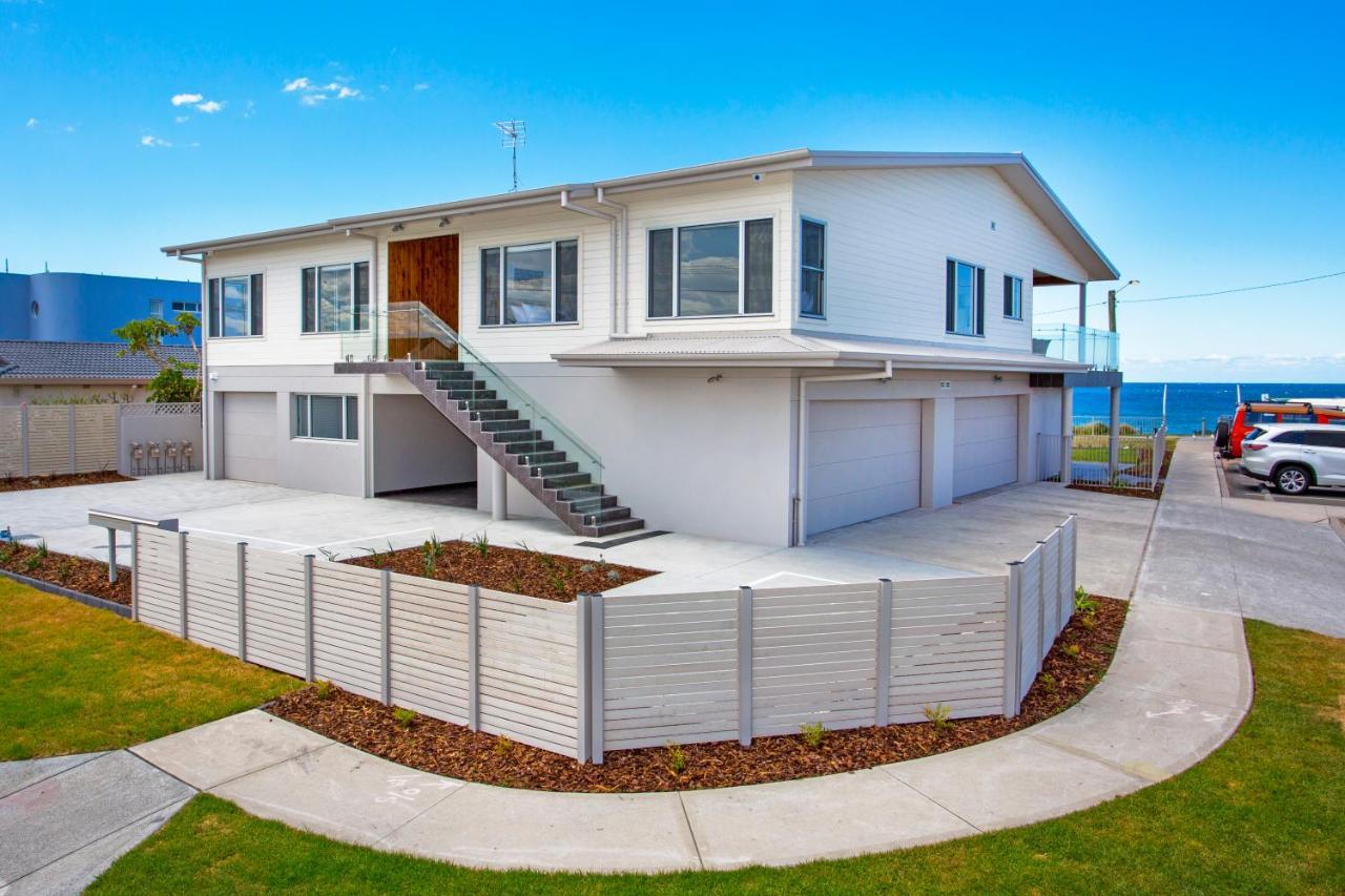 Seabreeze On The Barrack Point